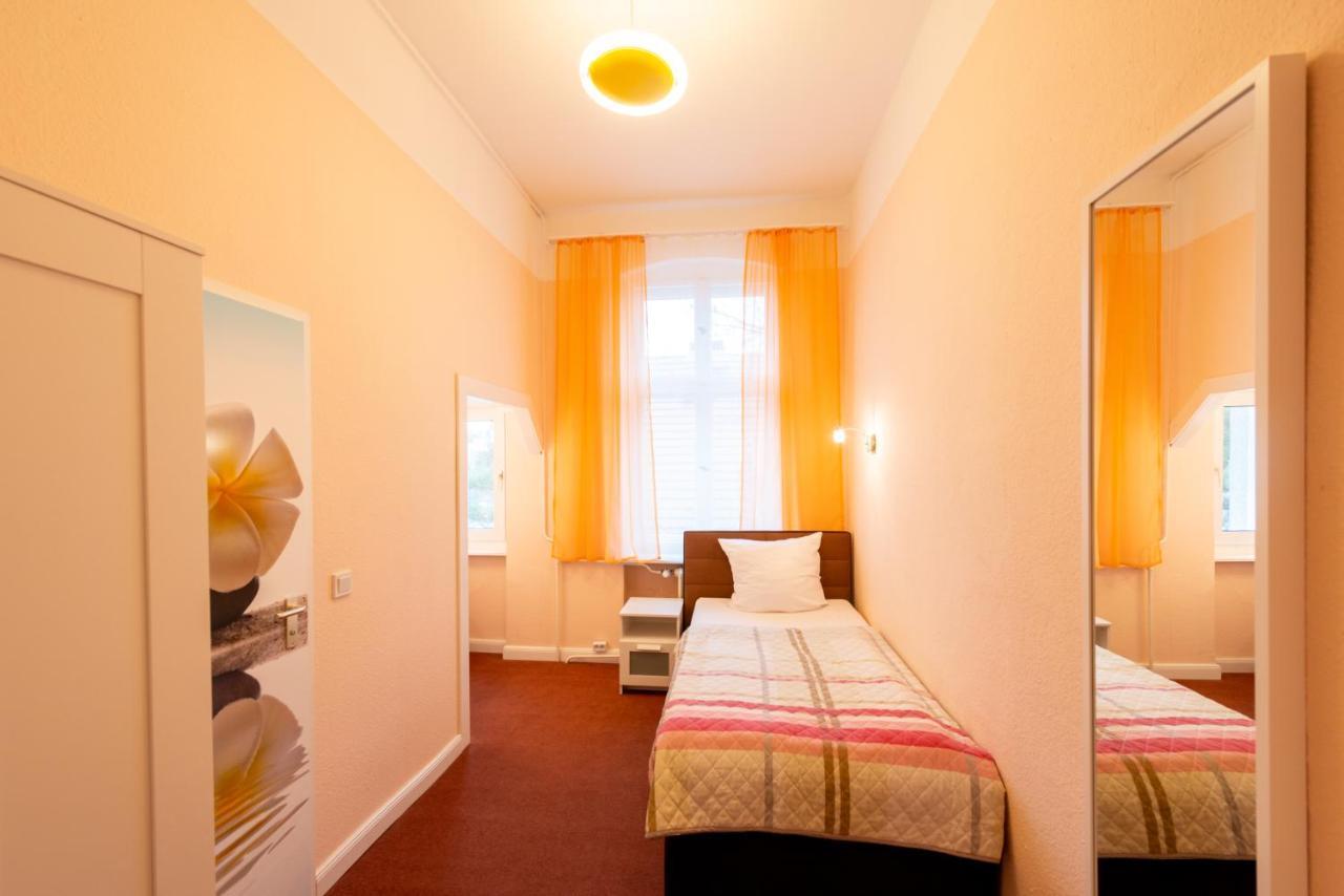 Hotel Pension Dahlem Berlin Eksteriør bilde